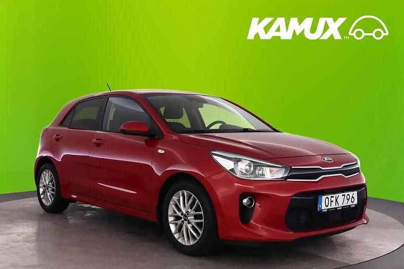 Röd Begagnad 2018 Kia Rio Advance Halvkombi | 129 800 kr (Bra pris) - Bild 1/4
