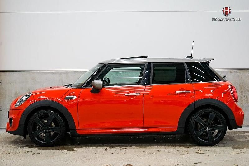 Orange Begagnad 2020 Mini John Cooper Works Halvkombi | 209 900 kr - Bild 1/4