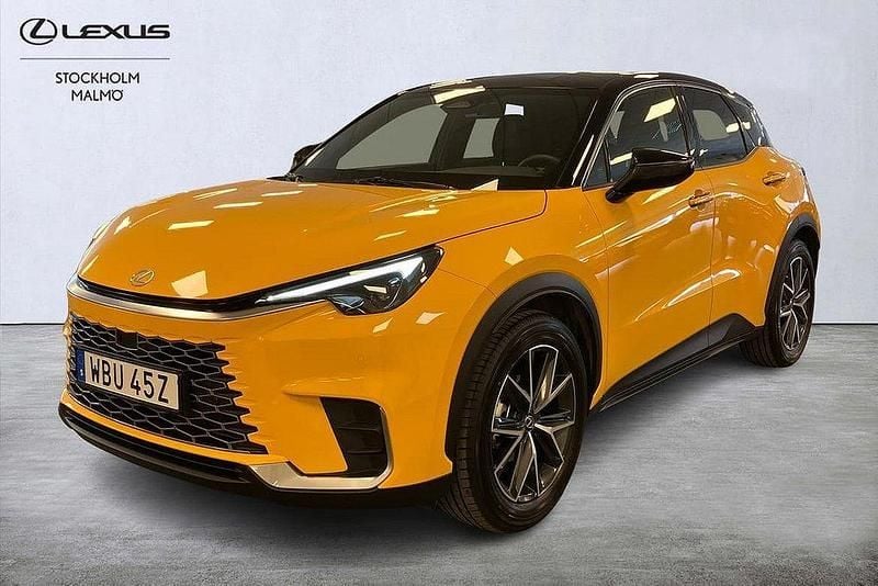 Gul Begagnad 2024 Lexus LBX SUV | 359 000 kr (Marknadspris) - Bild 1/4