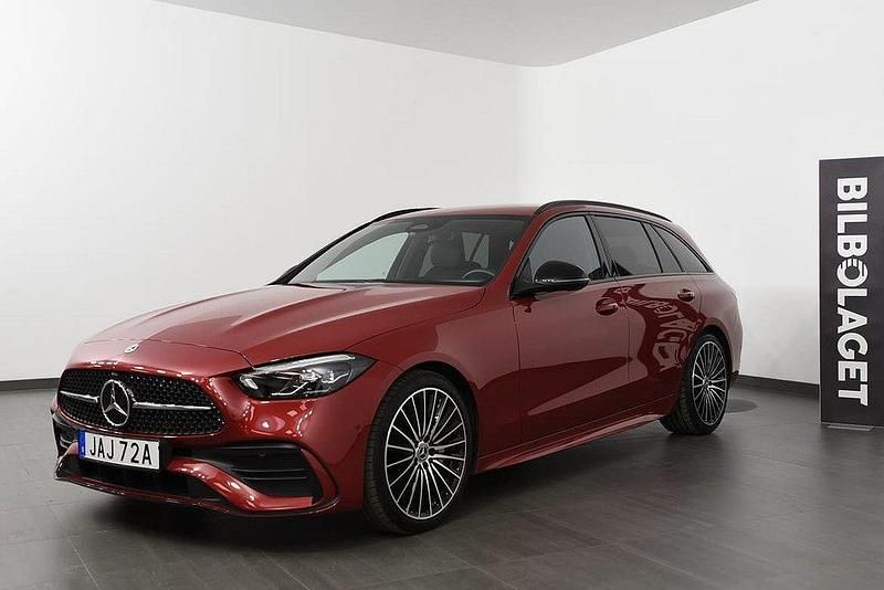 Röd Begagnad 2023 Mercedes C300 AMG line Kombi | 479 500 kr - Bild 1/4