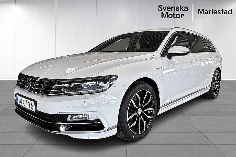 Vit Begagnad 2018 VW Passat GTS Kombi | 224 500 kr (Marknadspris) - Bild 1/4