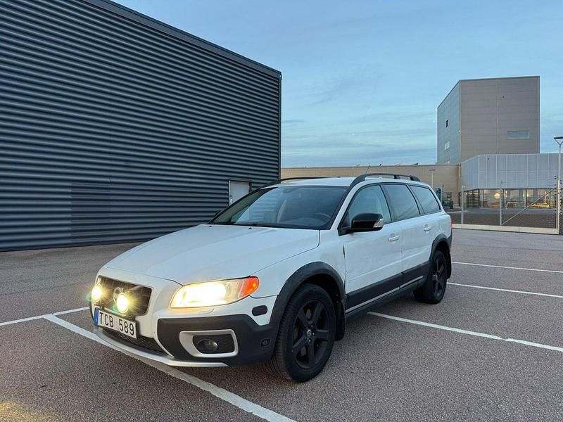 Flerfärgad Begagnad 2010 Volvo XC70 Kinetic Kombi | 39 990 kr (Marknadspris) - Bild 1/4