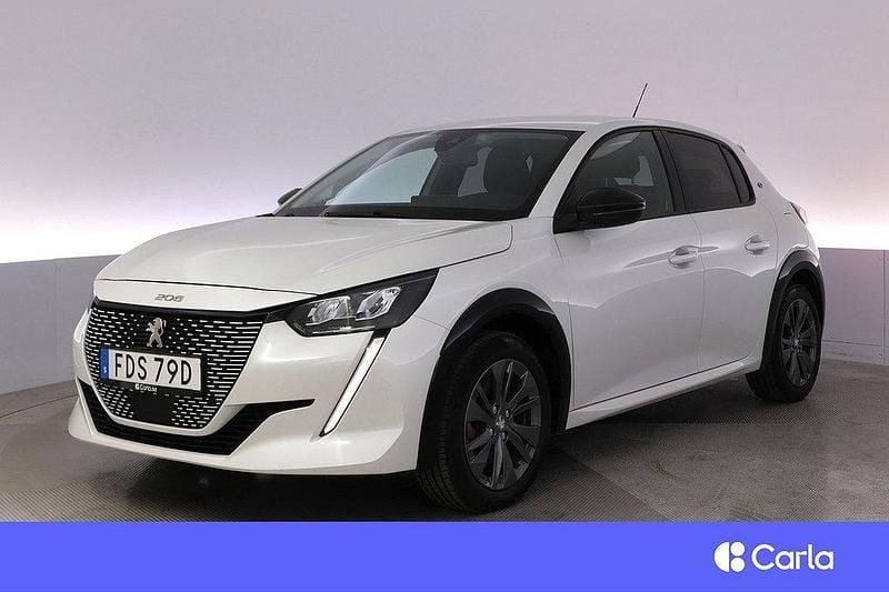 Vit Begagnad 2022 Peugeot e-208 Allure Halvkombi | 209 900 kr (Lite dyr) - Bild 1/4