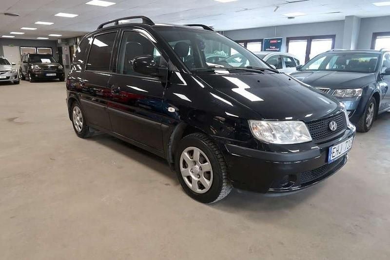 Begagnad Hyundai Matrix 110 HK (80 kW) 2008 Svart Minibuss