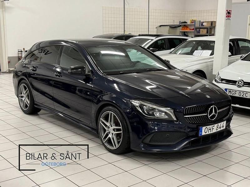 Mörkblå Begagnad 2016 Mercedes CLA220 Shooting Brake AMG Kombi | 158 900 kr (Marknadspris) - Bild 1/4