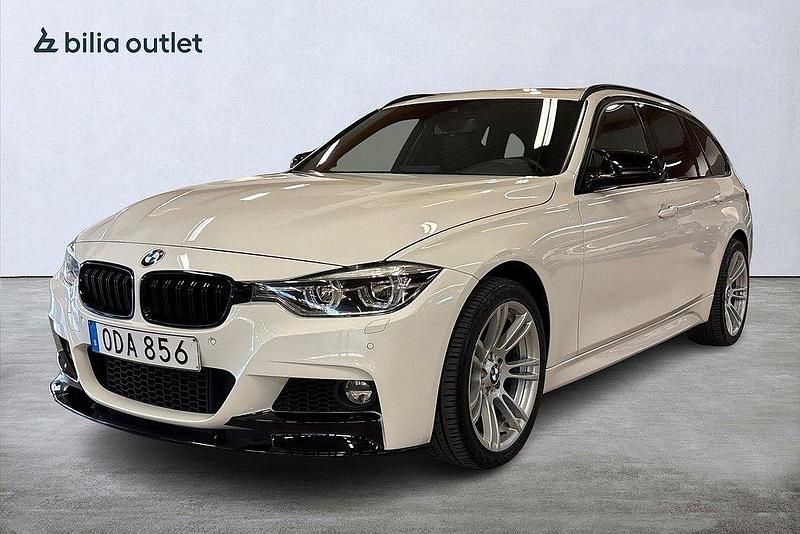 Vit Begagnad 2018 BMW 320 M Sport Kombi | 259 900 kr (Lite dyr) - Bild 1/3