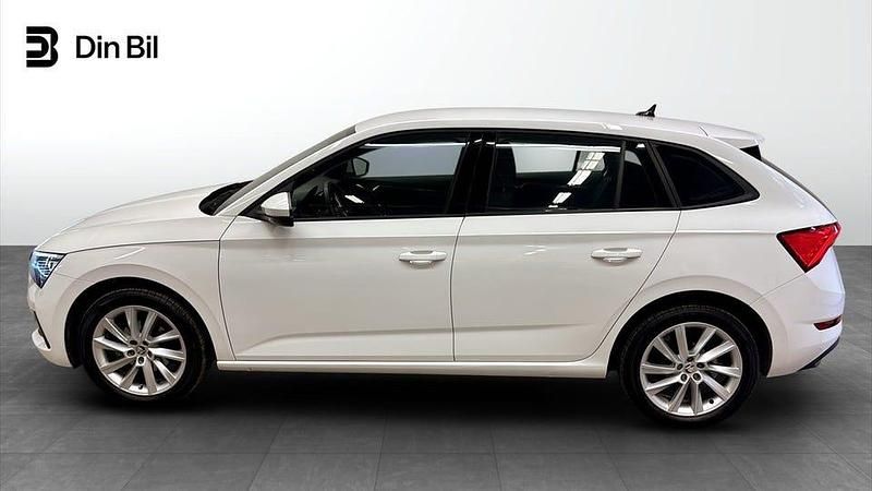 Begagnad Skoda Scala Style 110 HK (80 kW) 2022 Vit Halvkombi
