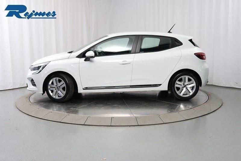Begagnad Renault Clio V Zen 91 HK (66 kW) 2022 Vit Halvkombi