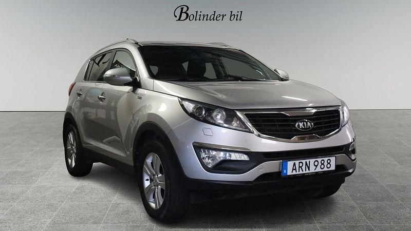 Grå Begagnad 2013 Kia Sportage EX SUV | 79 800 kr (Marknadspris) - Bild 1/4