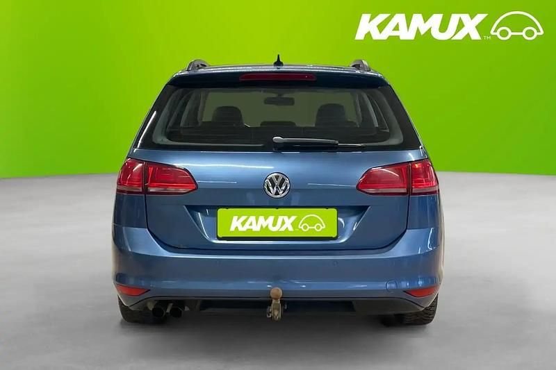 Begagnad VW Golf VII 123 HK (90 kW) 2014 Blå Kombi