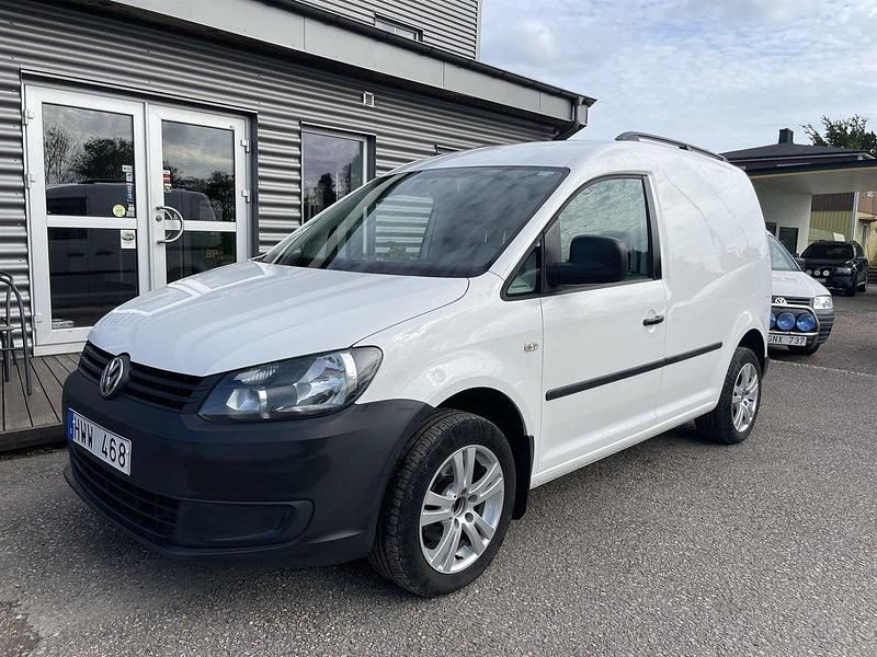 Vit Begagnad 2014 VW Caddy Minibuss | 89 000 kr (Lite dyr) - Bild 1/4