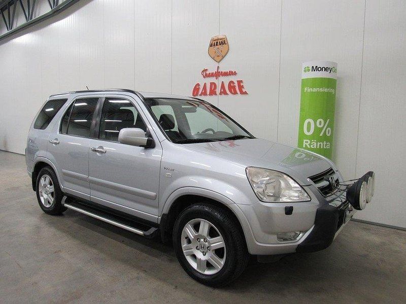 Silver Begagnad 2004 Honda CR-V SUV | 38 900 kr (Marknadspris) - Bild 1/4