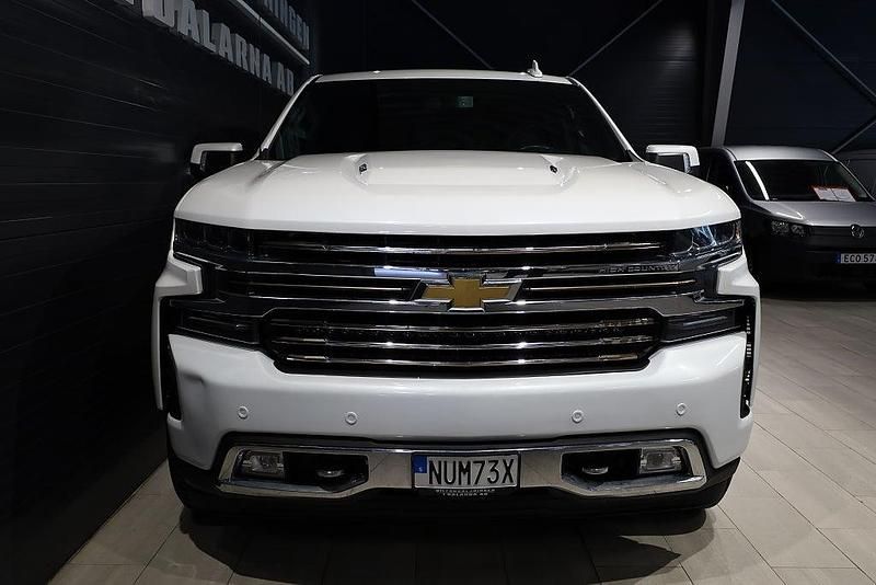 Begagnad Chevrolet Silverado 426 HK (313 kW) 2021 Röd Pickup