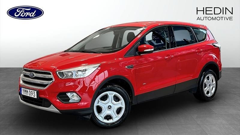 Röd (red) Begagnad 2017 Ford Kuga SUV | 169 900 kr (Lite dyr) - Bild 1/4