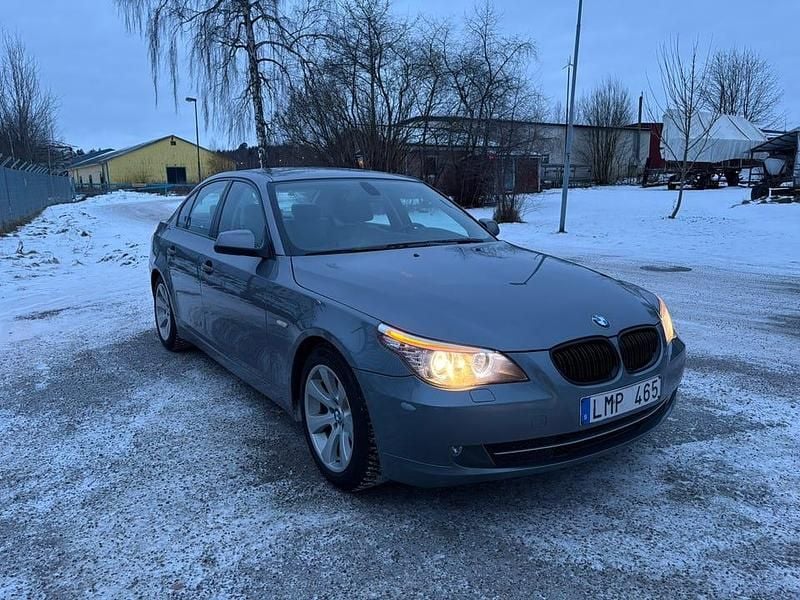 Begagnad BMW 523 190 HK (139 kW) 2010 Sedan