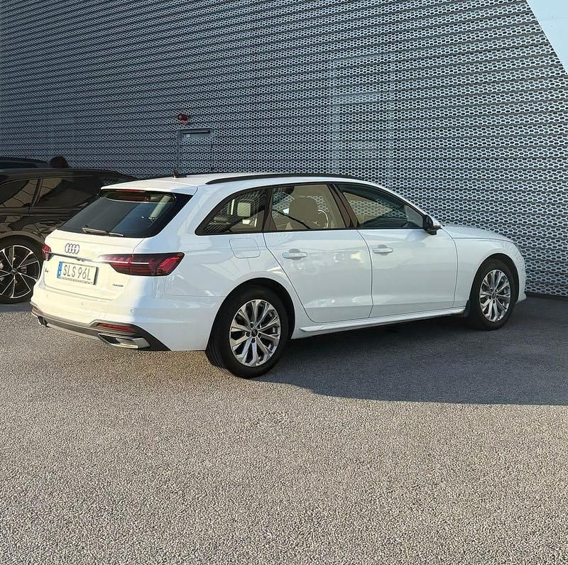 Begagnad 2021 Audi A4 Kombi | 290 000 kr (Marknadspris) - Bild 1/4