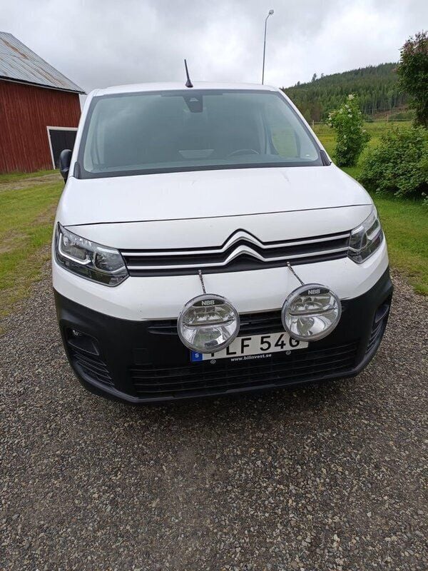 Begagnad 2021 Citroën Berlingo Minibuss | 137 000 kr (Lite dyr) - Bild 1/4