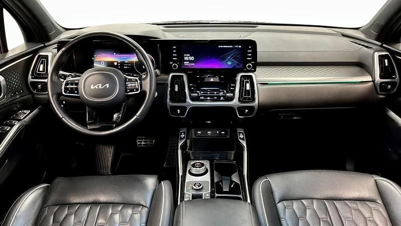 Begagnad Kia Sorento Advance 180 HK (132 kW) 2023 Svart SUV