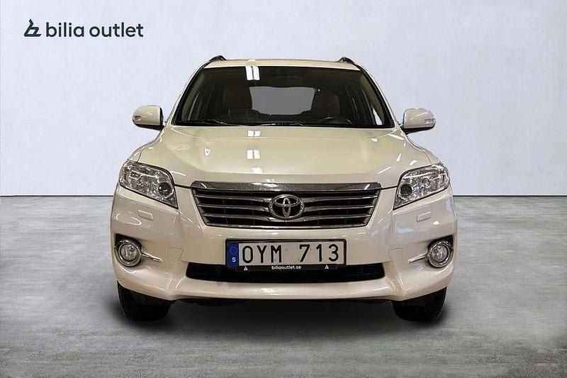 Begagnad Toyota RAV4 158 HK (116 kW) 2011 Vit SUV