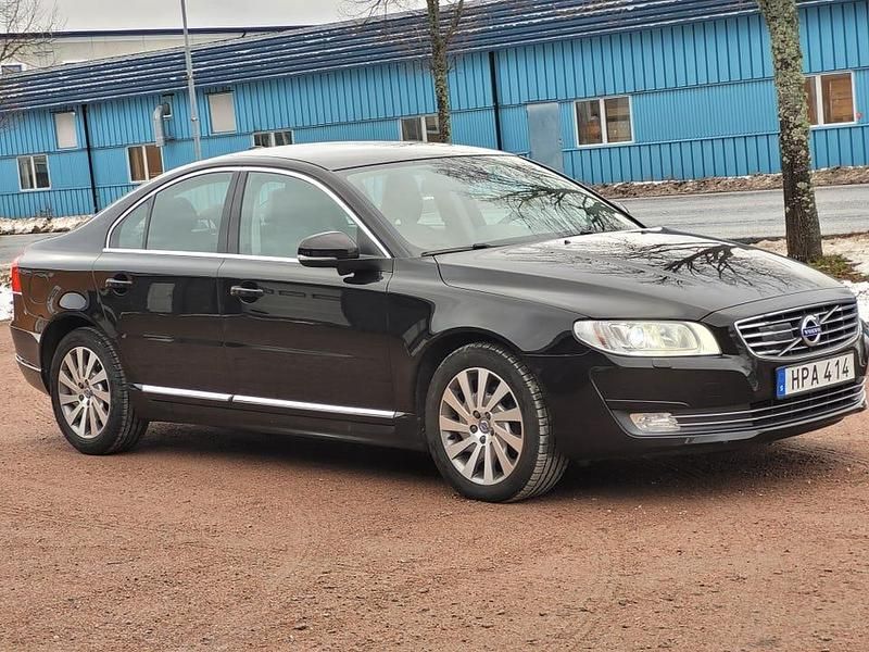 Begagnad 2015 Volvo S80 Sedan | 105 000 kr (Marknadspris) - Bild 1/4