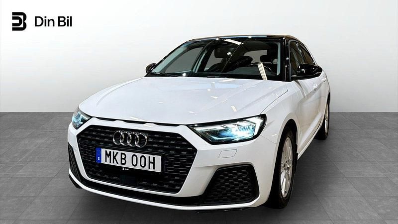 Vit Begagnad 2020 Audi A1 Sportback Proline Halvkombi | 184 900 kr (Marknadspris) - Bild 1/4