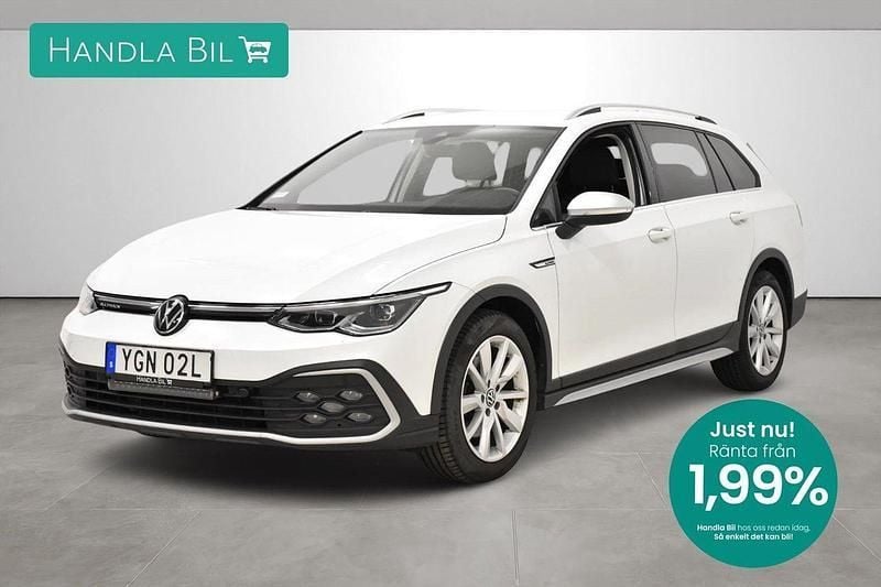Vit Begagnad 2022 VW Golf Alltrack Kombi | 309 900 kr (Marknadspris) - Bild 1/3