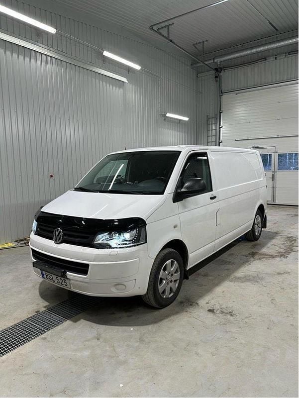 Vit Begagnad 2014 VW T5 Van | 100 000 kr (Bra pris) - Bild 1/4
