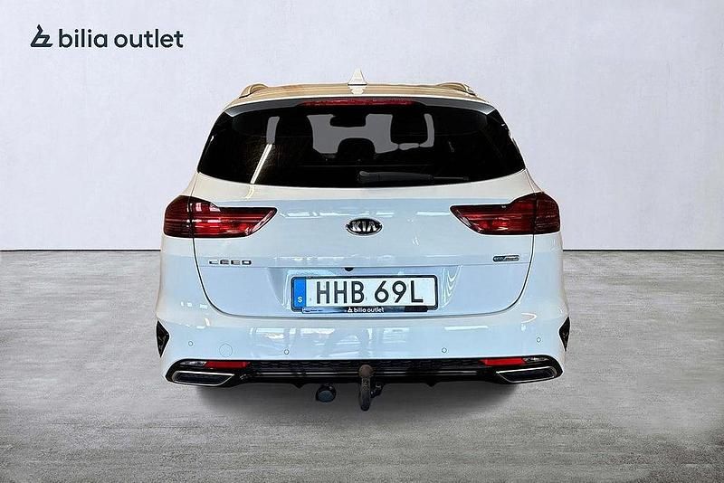 Begagnad Kia Ceed Sportswagon 141 HK (103 kW) 2020 Vit Kombi