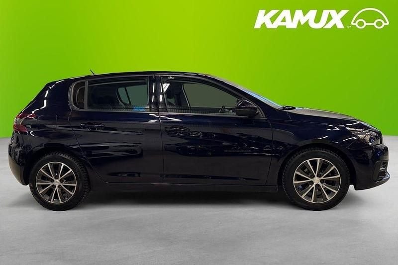 Begagnad Peugeot 308 Active 110 HK (80 kW) 2018 Blå Halvkombi
