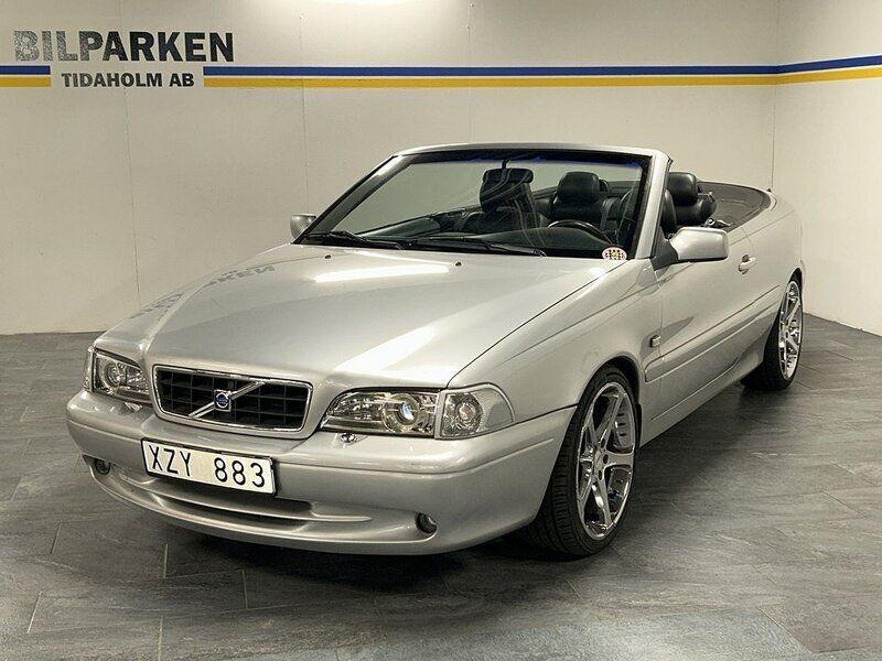 Silver Begagnad 1999 Volvo C70 Cab | 89 500 kr (Marknadspris) - Bild 1/4