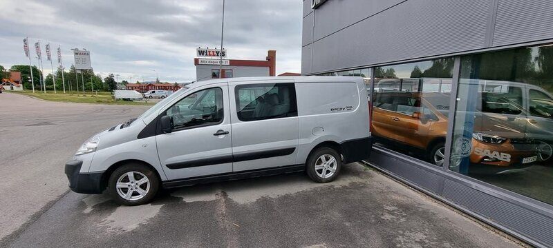 Grå Begagnad 2013 Fiat Scudo Minibuss | 99 000 kr - Bild 1/4
