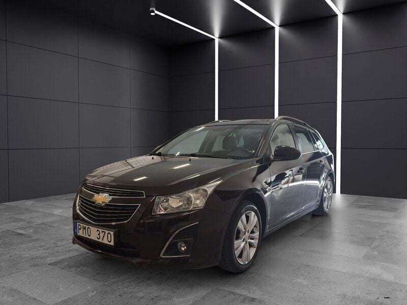 Brun Begagnad 2013 Chevrolet Cruze Kombi | 69 900 kr (Lite dyr) - Bild 1/4