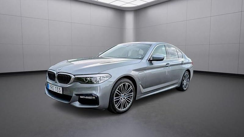Begagnad BMW 530 iPerformance 252 HK (185 kW) 2018 Blå Sedan