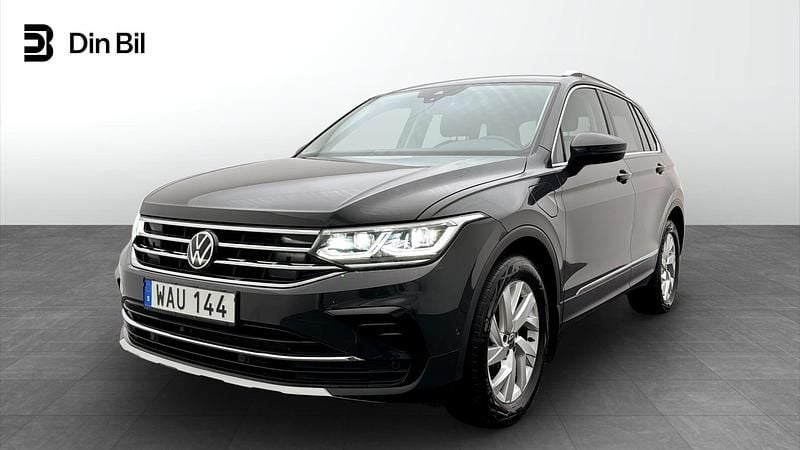 Begagnad VW Tiguan Elegance 150 HK (110 kW) 2023 Grå SUV