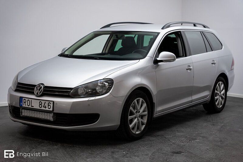 Silver Begagnad 2011 VW Golf VII Kombi | 64 900 kr (Dyr) - Bild 1/4