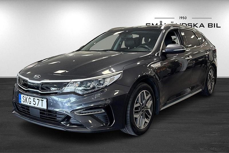 Grå Begagnad 2019 Kia Optima Hybrid 2 Sedan | 189 000 kr (Marknadspris) - Bild 1/4