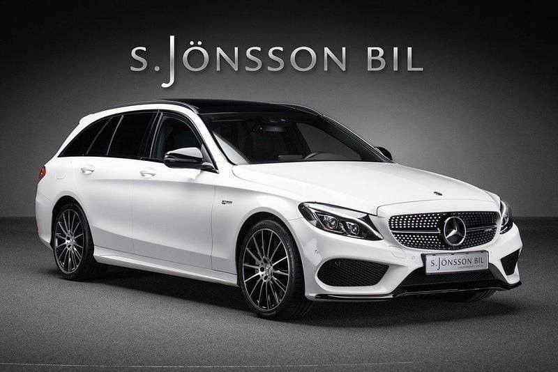 Vit Begagnad 2017 Mercedes C43 AMG AMG Kombi | 429 000 kr (Marknadspris) - Bild 1/4