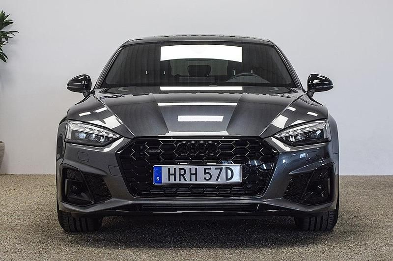 Begagnad Audi A5 Sportback Competition 2023 Grå Halvkombi