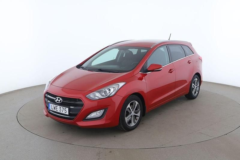 Röd Begagnad 2016 Hyundai i30 Kombi | 93 000 kr (Bra pris) - Bild 1/3