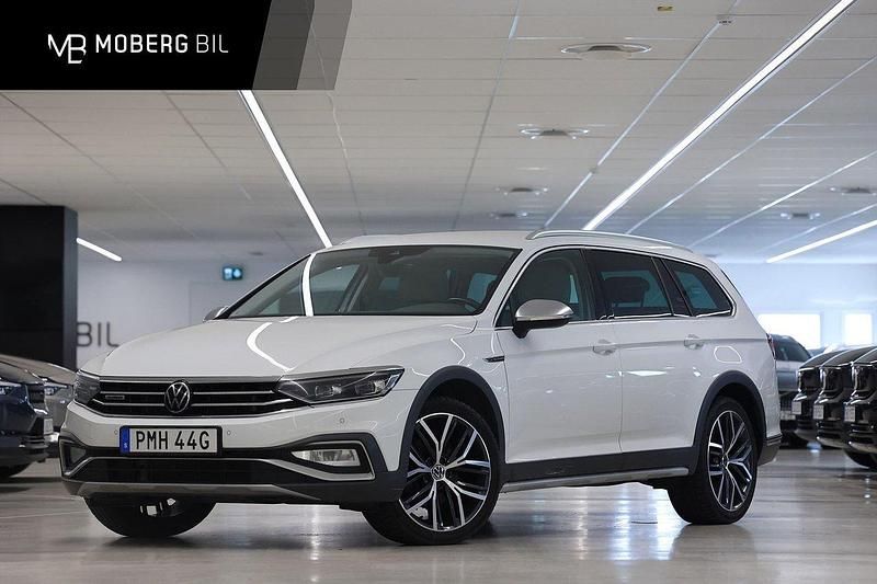 Vit Begagnad 2020 VW Passat Alltrack Kombi | 259 900 kr (Marknadspris) - Bild 1/3