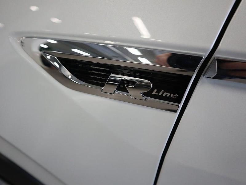 Begagnad VW Tiguan Sport 239 HK (175 kW) 2017 Vit SUV