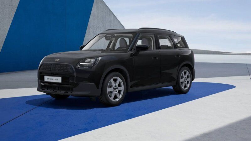 Vit (svart) Ny 2024 Mini Countryman Classic SUV | 538 900 kr - Bild 1/4