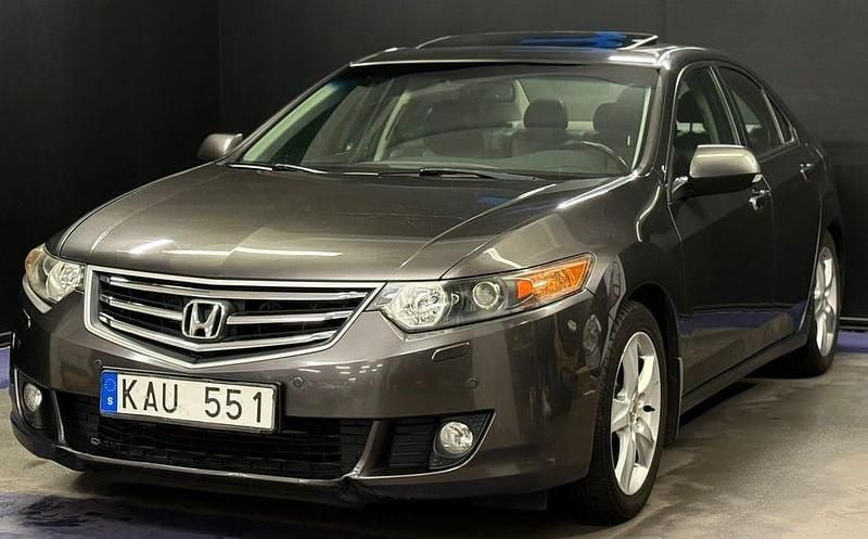 Begagnad Honda Accord Executive 156 HK (114 kW) 2009 Mörkgrå Sedan