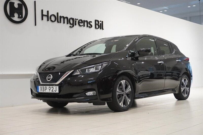 Svart Begagnad 2021 Nissan Leaf N-Connecta Halvkombi | 174 900 kr (Superpris) - Bild 1/4