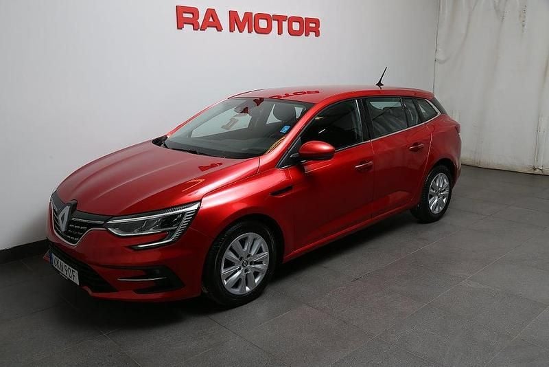 Begagnad Renault Mégane GrandTour 140 HK (102 kW) 2023 Röd Kombi