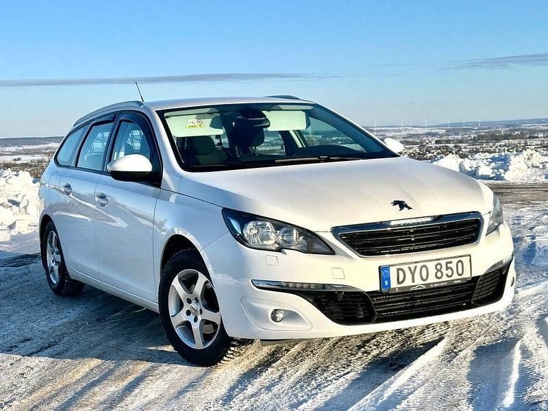 Begagnad Peugeot 308 SW 120 HK (88 kW) 2015 Kombi