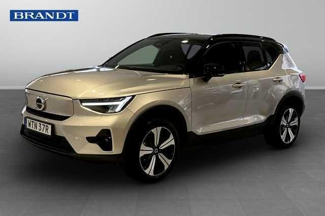 Begagnad 2023 Volvo XC40 SUV | 359 900 kr - Bild 1/4