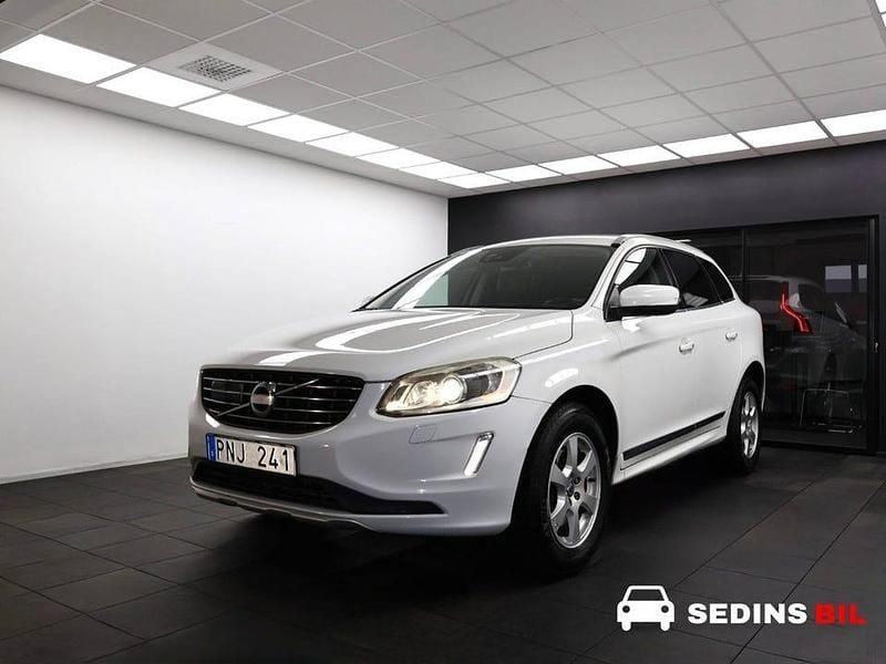 Vit Begagnad 2014 Volvo XC60 Summum SUV | 149 900 kr (Marknadspris) - Bild 1/4