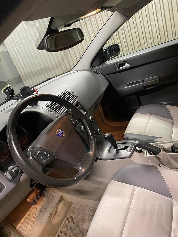 Begagnad Volvo S40 140 HK (102 kW) 2004 Sedan