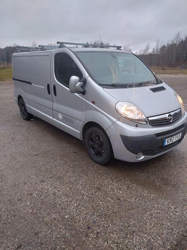 Begagnad 2014 Opel Vivaro Minibuss | 70 000 kr - Bild 1/4